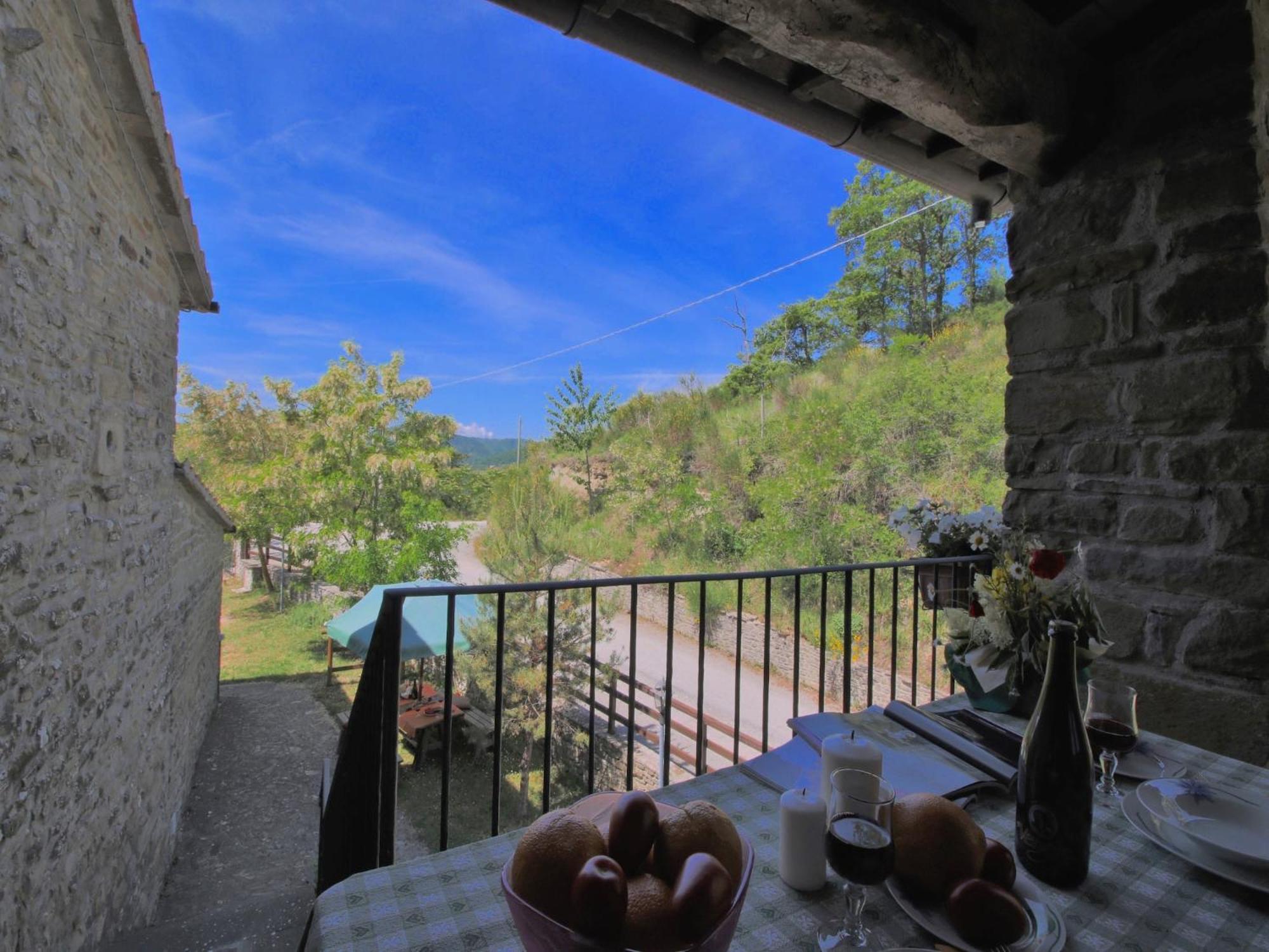 فيلا Farmhouse In Apecchio With Swimming Pool Terrace Garden المظهر الخارجي الصورة