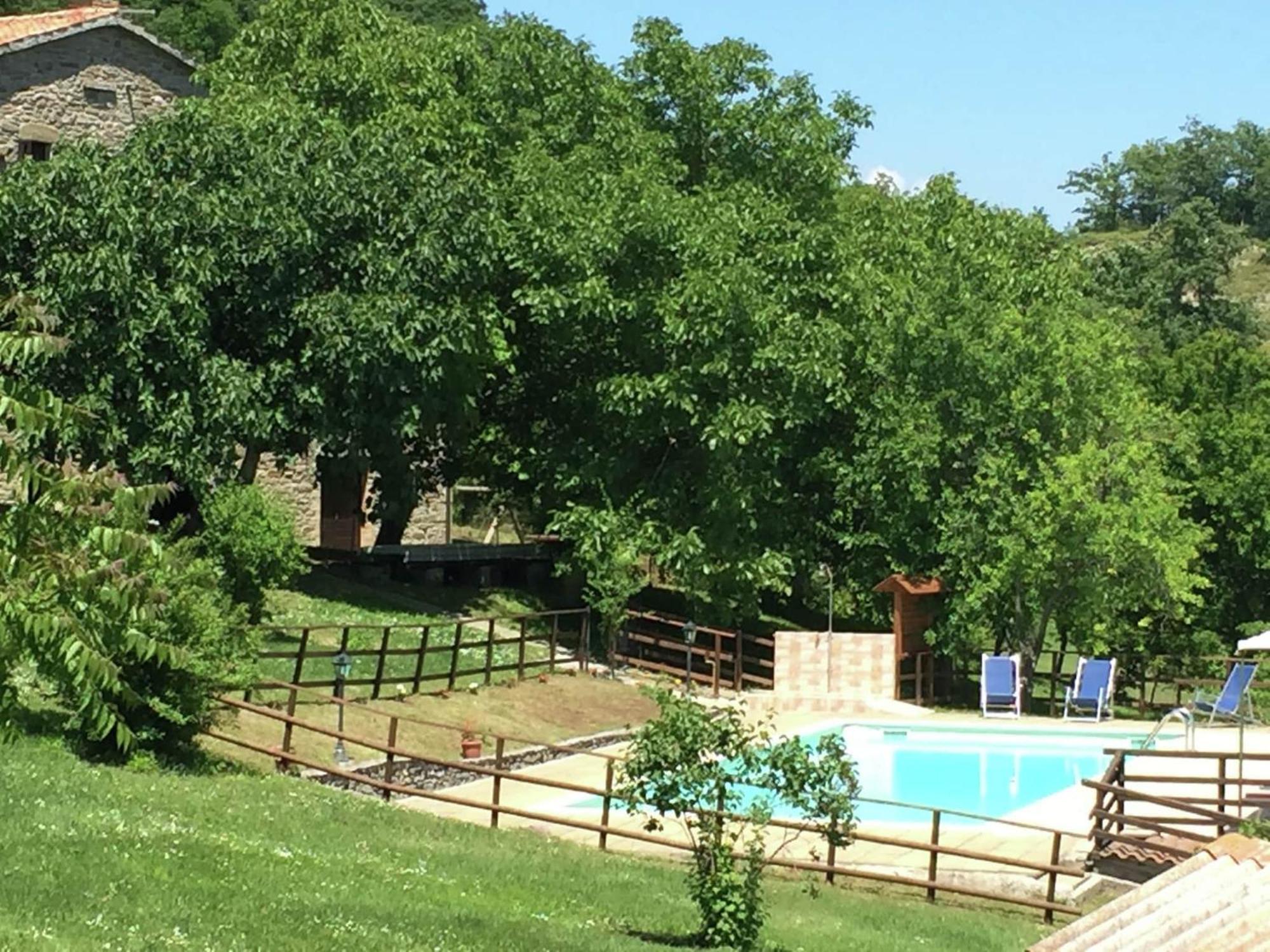فيلا Farmhouse In Apecchio With Swimming Pool Terrace Garden المظهر الخارجي الصورة
