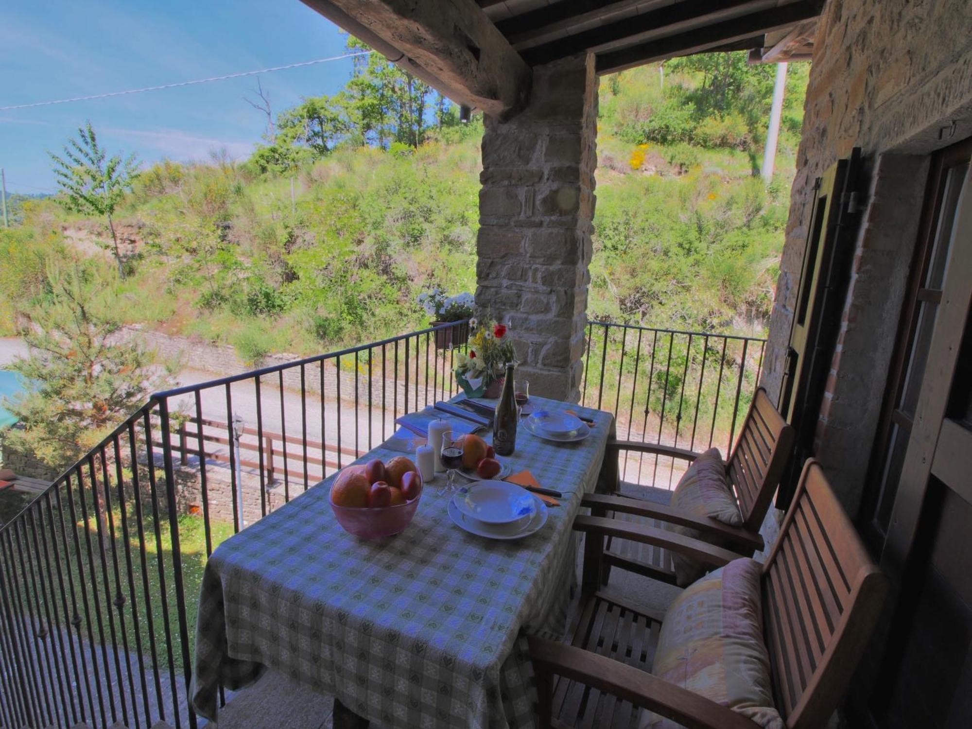 فيلا Farmhouse In Apecchio With Swimming Pool Terrace Garden المظهر الخارجي الصورة